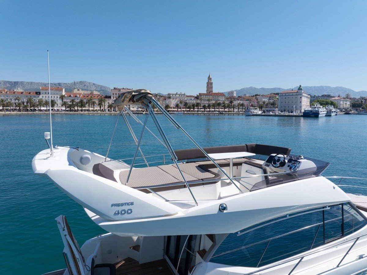 Prestige 400