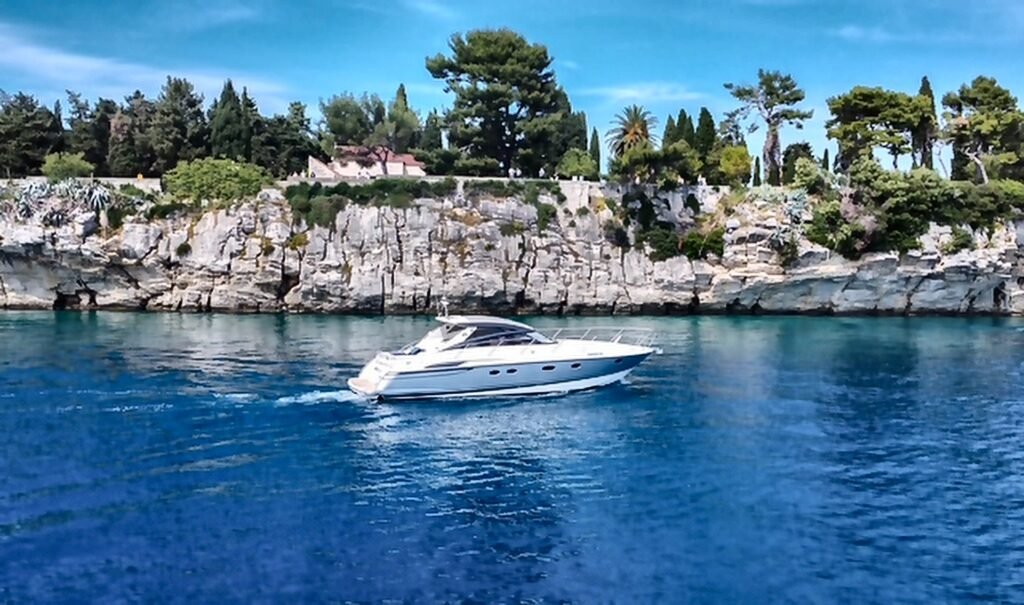 Princess V48